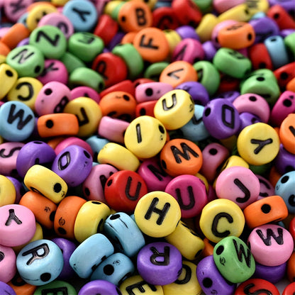 100PCS 4×7mm Heart-Shaped A-Z Letter Acrylic Bead Set