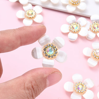 10PCS 3cm Five-Petal Flower Acrylic Embellishment Set