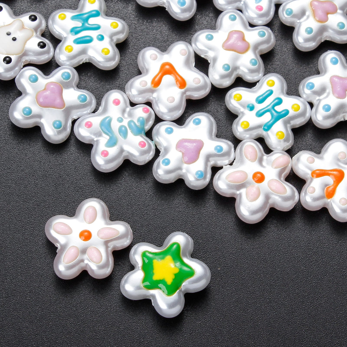 10PCS White Imitation Pearl Flower Acrylic Bead Set