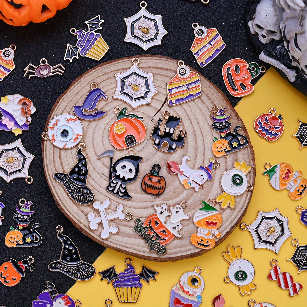 10PCS 10–29mm Halloween Alloy Pendant Set
