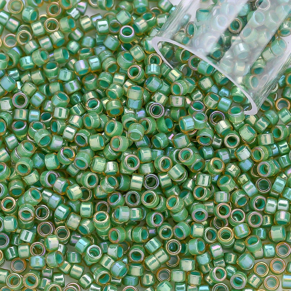 10g/bag 2.5mm Fantasy Dyed Core Triangle Glass Seed Beads