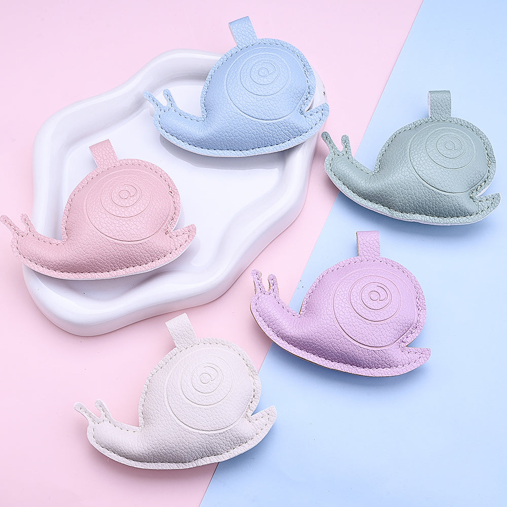 1PC 72×88mm 3D Leather Snail Pendant Keychain