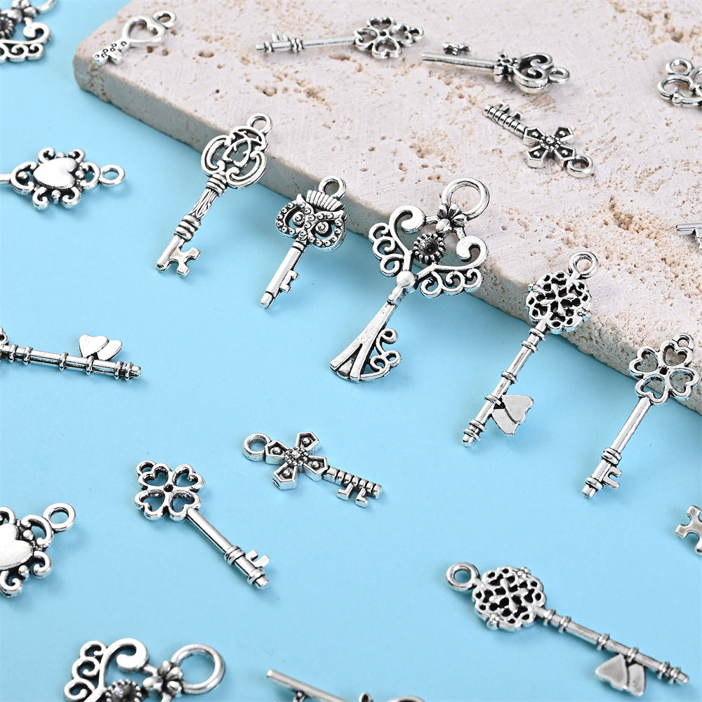 Retro White K Zinc Alloy Pendant Charms