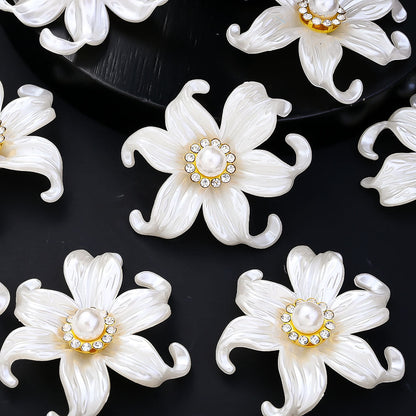 10-Piece White Acrylic Iris Flower Flatback Charms