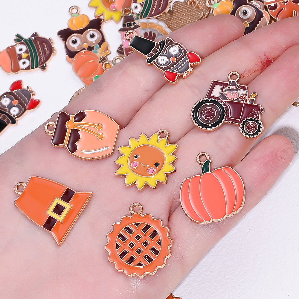 20-Piece Thanksgiving Mixed Alloy Pendant Charms