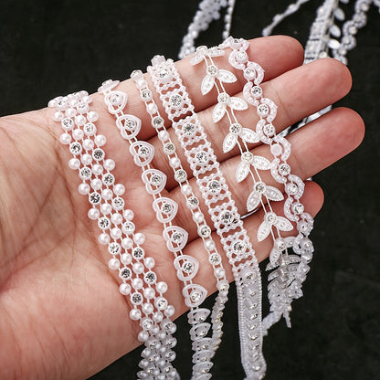 Pearlescent Love Leaf Acrylic Bead Chain