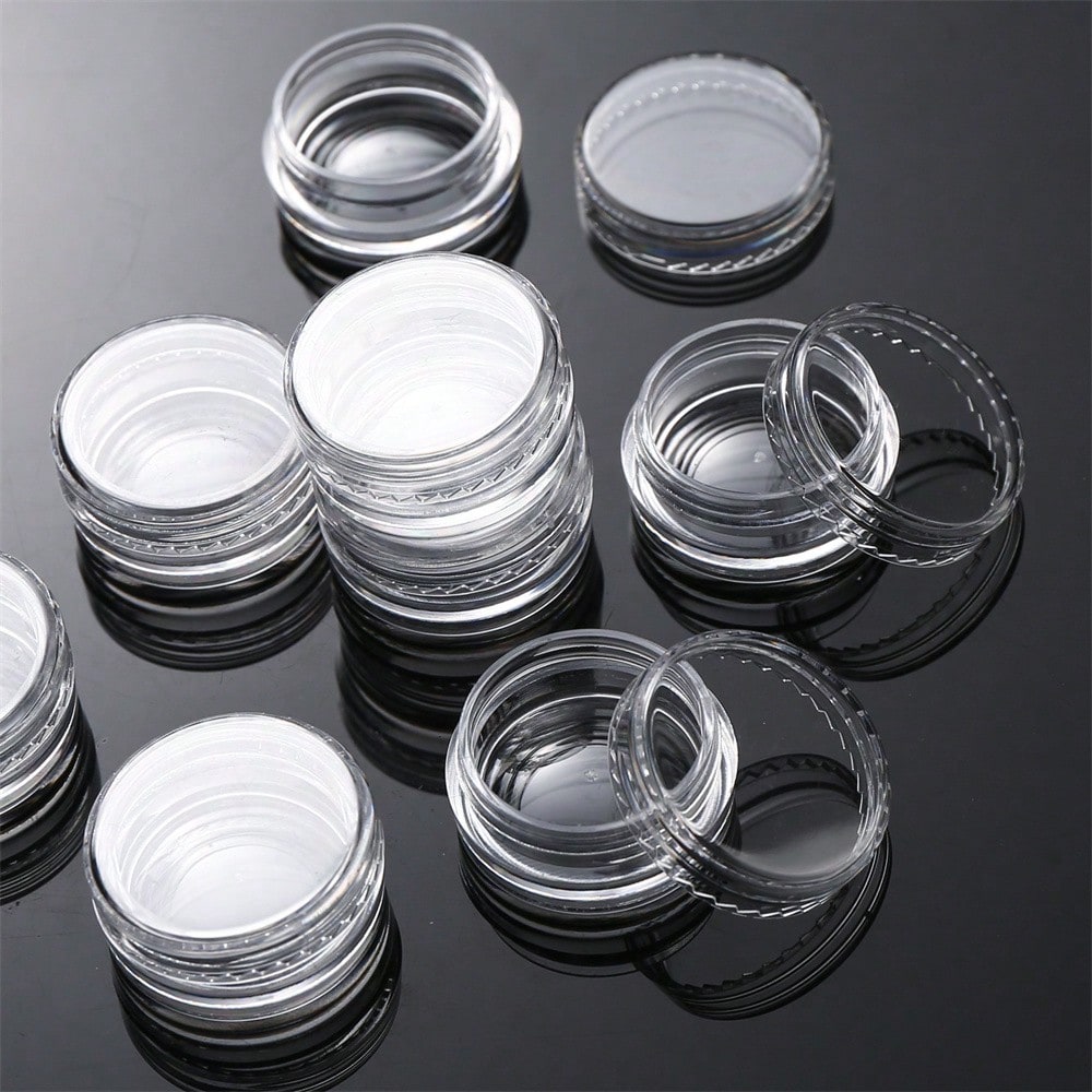 White Round Plastic Storage Boxes with Lids