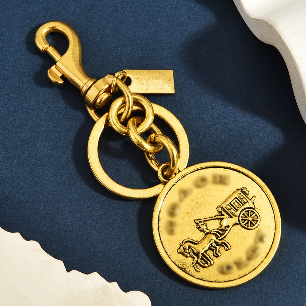 1PC 11cm Classic Carriage Round Zinc Alloy Keychain