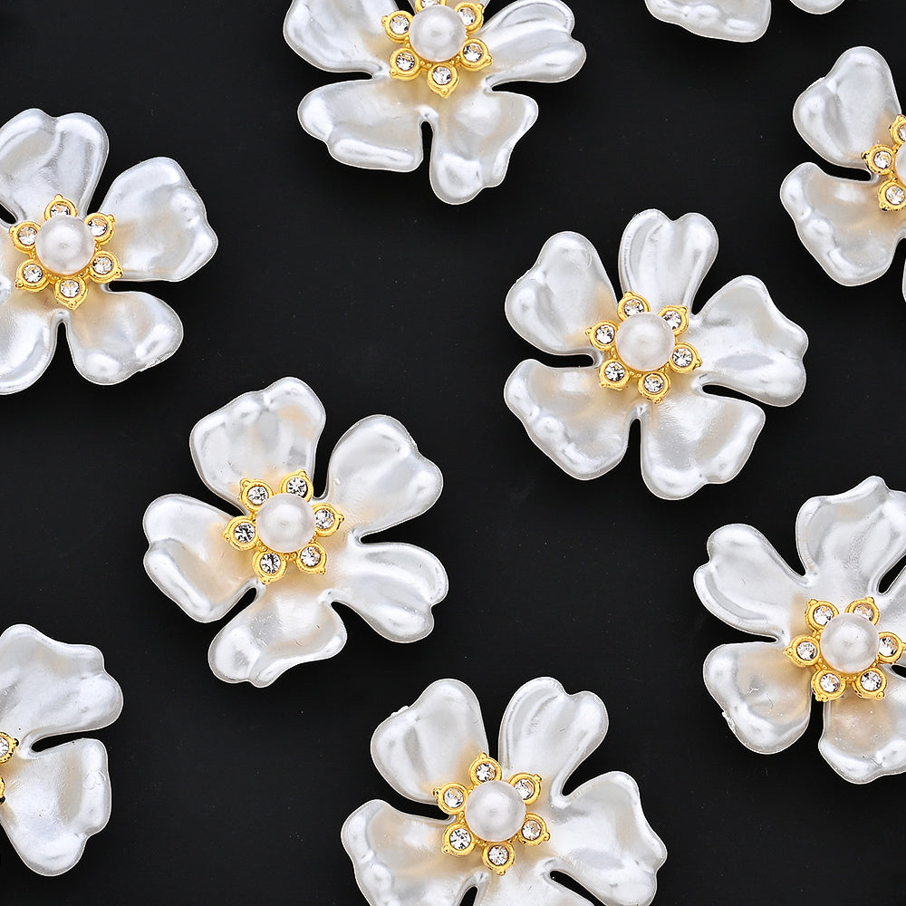 White Acrylic Flower Flatback Beads