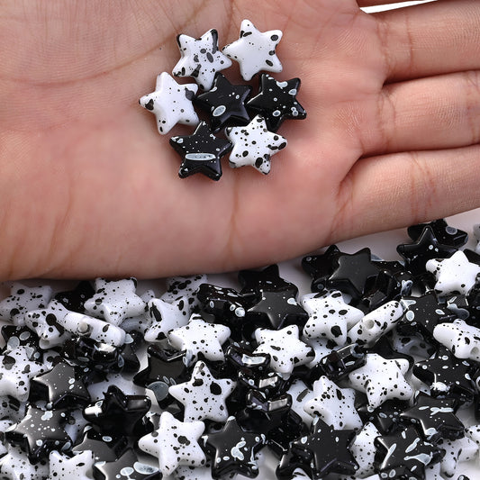 200pcs 13mm Black and White Star Acrylic Beads