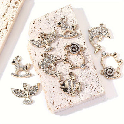 Golden Animal Alloy Pendant Set