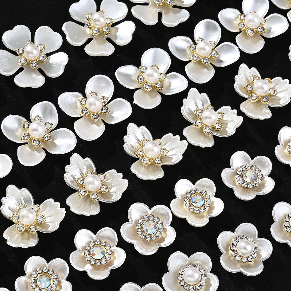 25-Piece Sparkling Rhinestone Flower Flatback Beads
