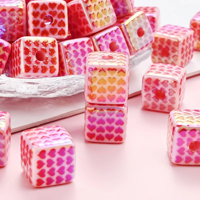 5pcs/set 15mm Heart-Print Acrylic Cube Beads
