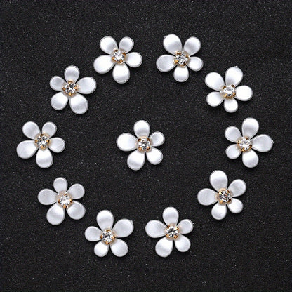 20pcs/set White Petal Acrylic Flower Beads