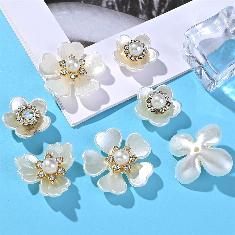 25-Piece Sparkling Rhinestone Flower Flatback Beads
