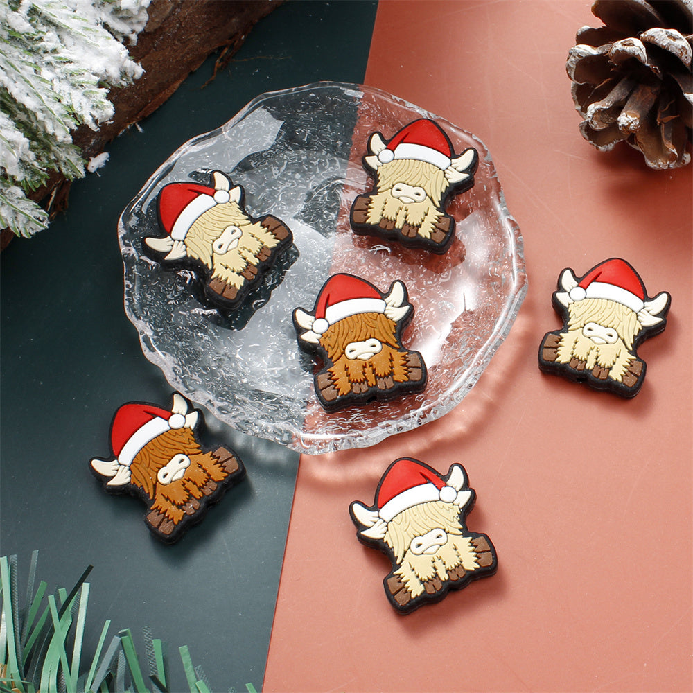 4pcs 25x30mm Christmas Silicone Highland Cow Patch Beads