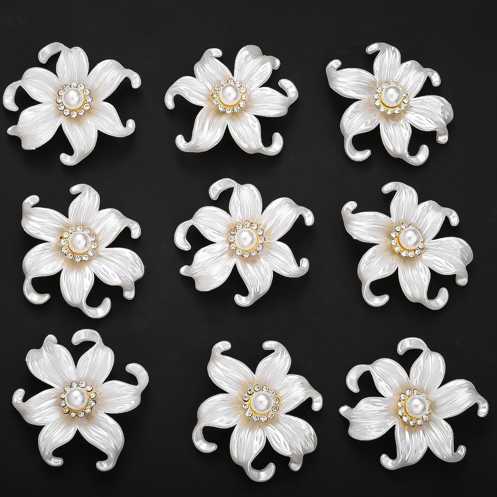 10-Piece White Acrylic Iris Flower Flatback Charms