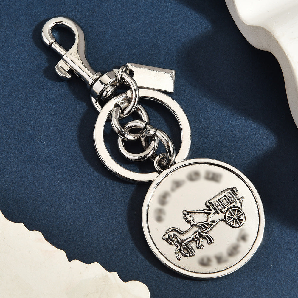 1PC 11cm Classic Carriage Round Zinc Alloy Keychain